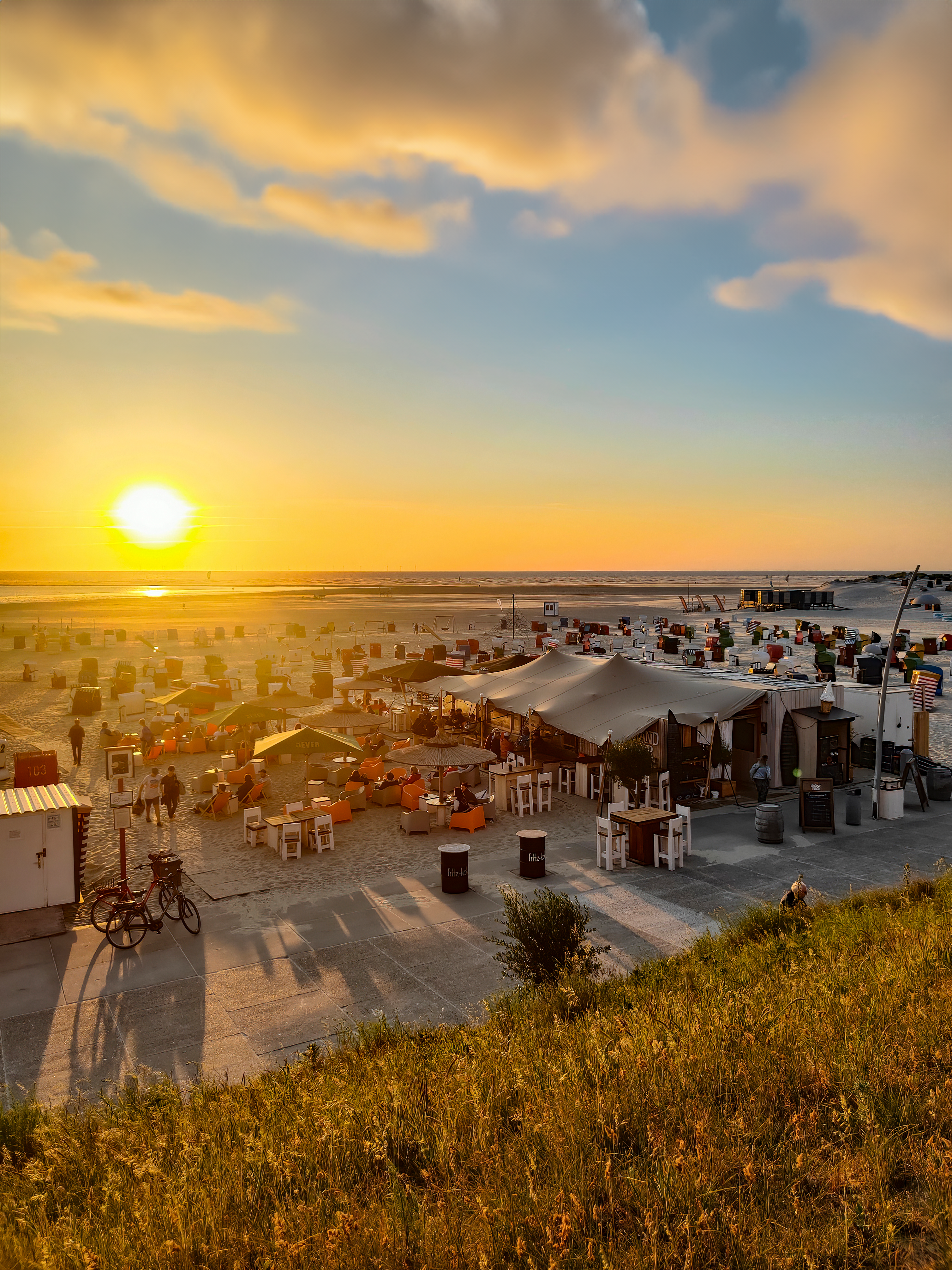 Strandflair mit Wolken | Daniel Wilms | LED Bild