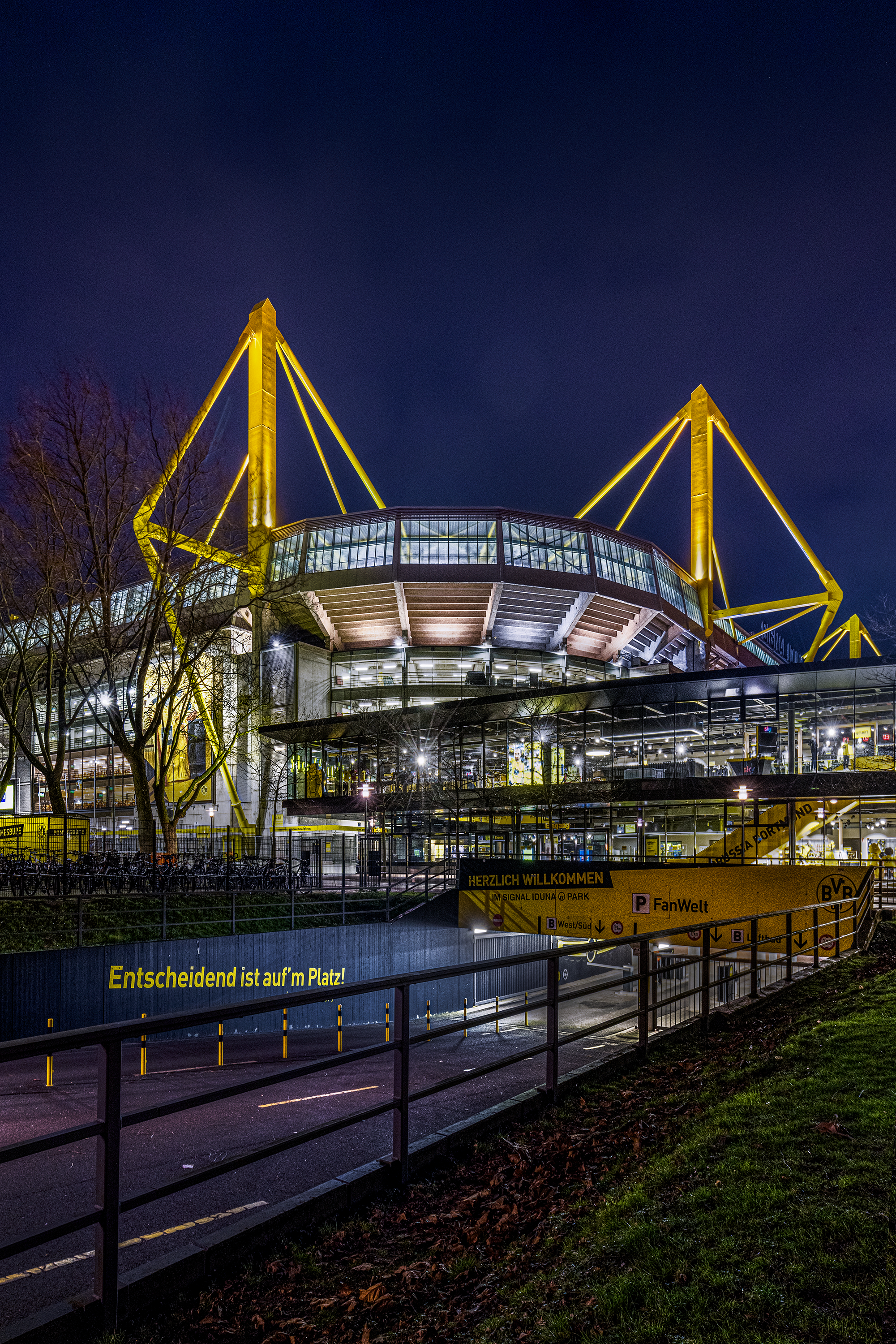 Dortmund 1 | Waldemar Pache | LED Bild