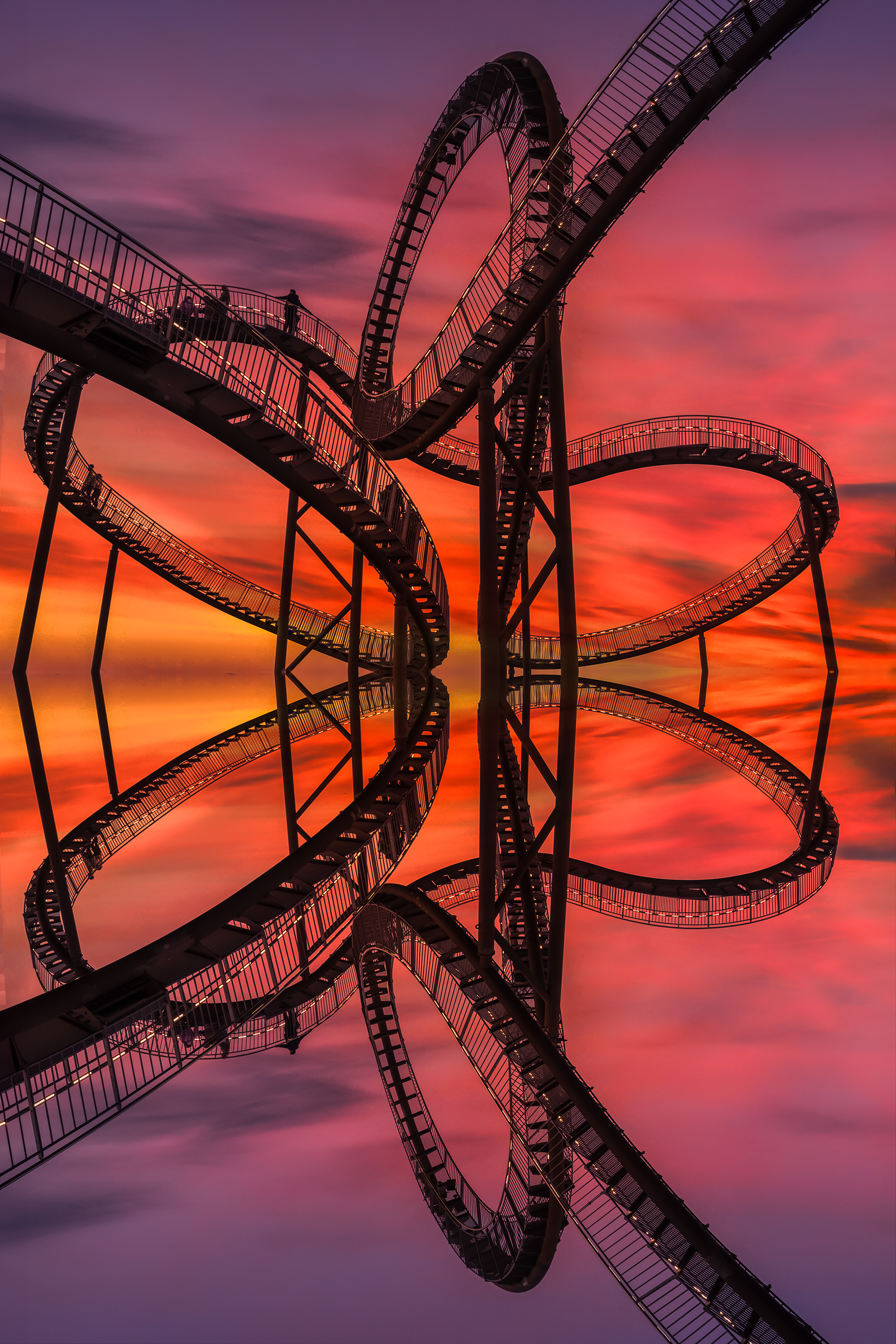 Landmarke Tiger & Turtle | Waldemar Pache | LED Bild