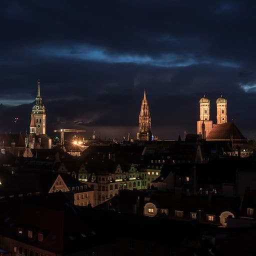 Dirk Schiff | munich skyline night | LED Bild