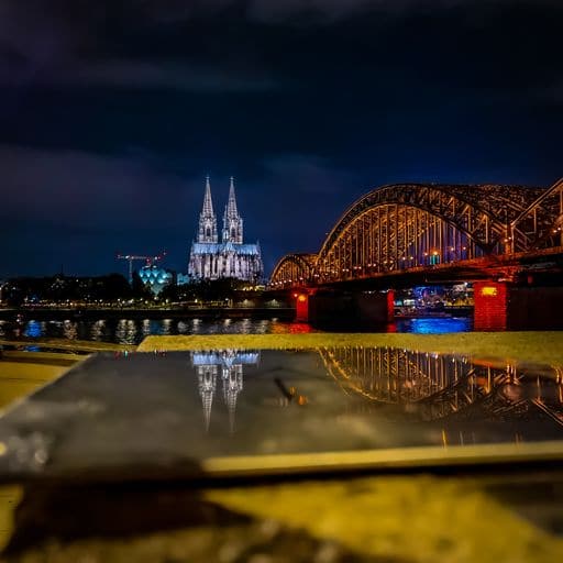 Yasin Subas | Köln bei Nacht | LED Bild